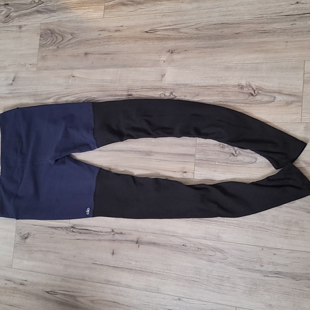 Alo Yoga Goddess Leggings Size Large - Picture 5 of 5